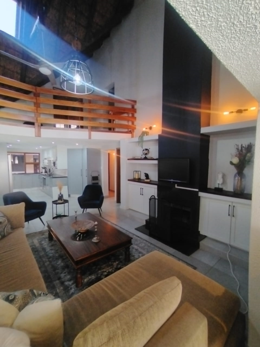 7 Bedroom Property for Sale in Lakeland North West